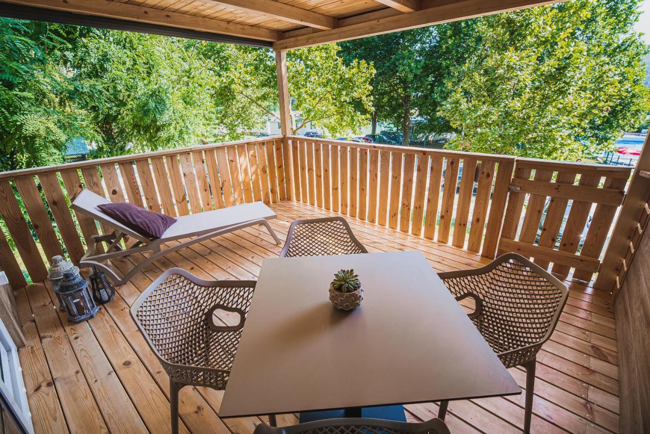 Premium Mobile Tree House With Thermal Riviera Tickets 카테즈 옵 사비 외부 사진
